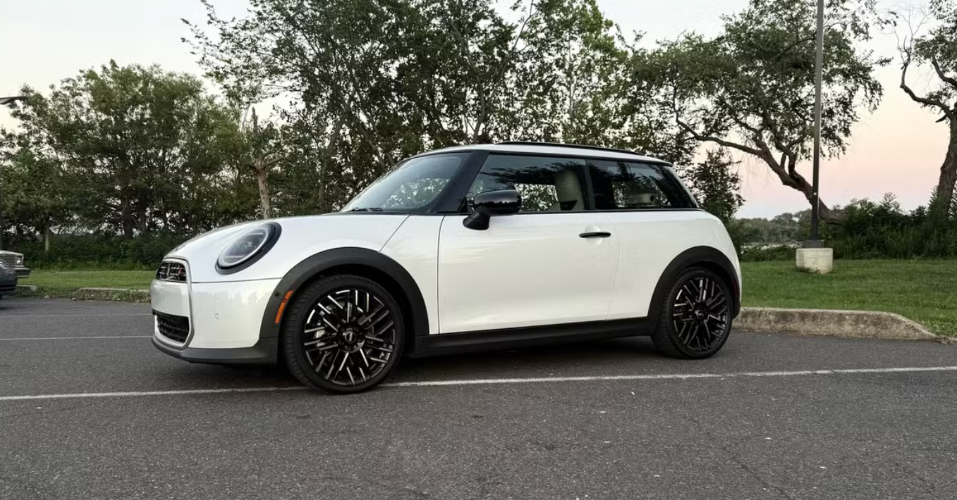 MINI Hardtop 2 Door 2025