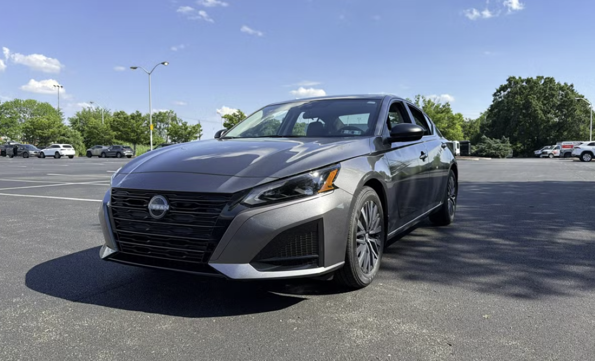 Nissan Altima