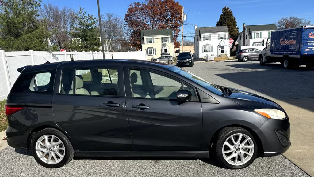 Mazda Mazda5 2013